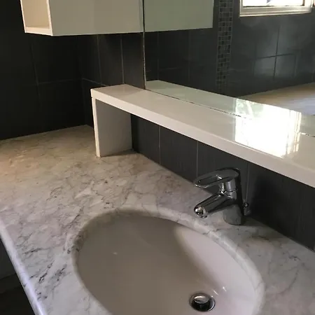 Apartament Dans Avec Piscine Privee *
