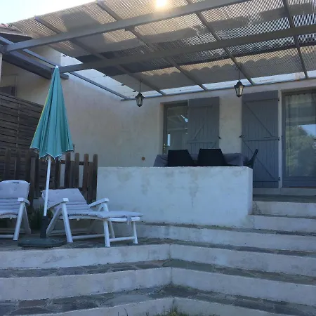 Apartament Dans Avec Piscine Privee Lumio (Corsica)